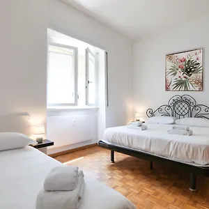 Appartamento Primopiano - Pellegrino Rossi, Milano